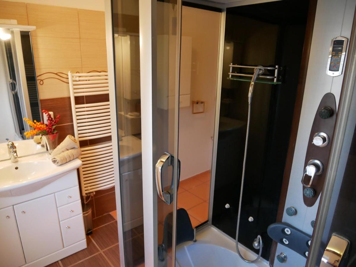 Apartmany Lipno-1 Lipno nad Vltavou Zewnętrze zdjęcie