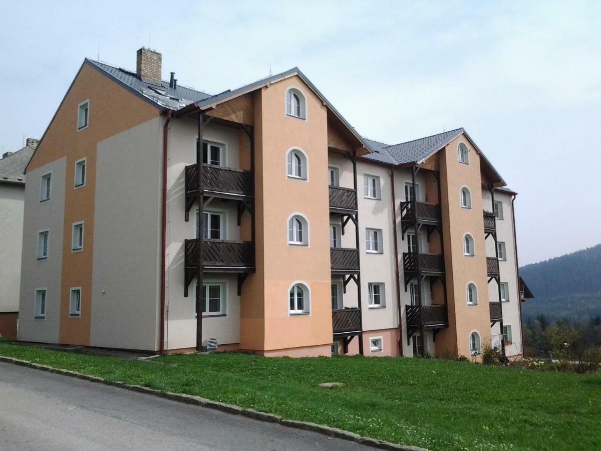 Apartmany Lipno-1 Lipno nad Vltavou Zewnętrze zdjęcie